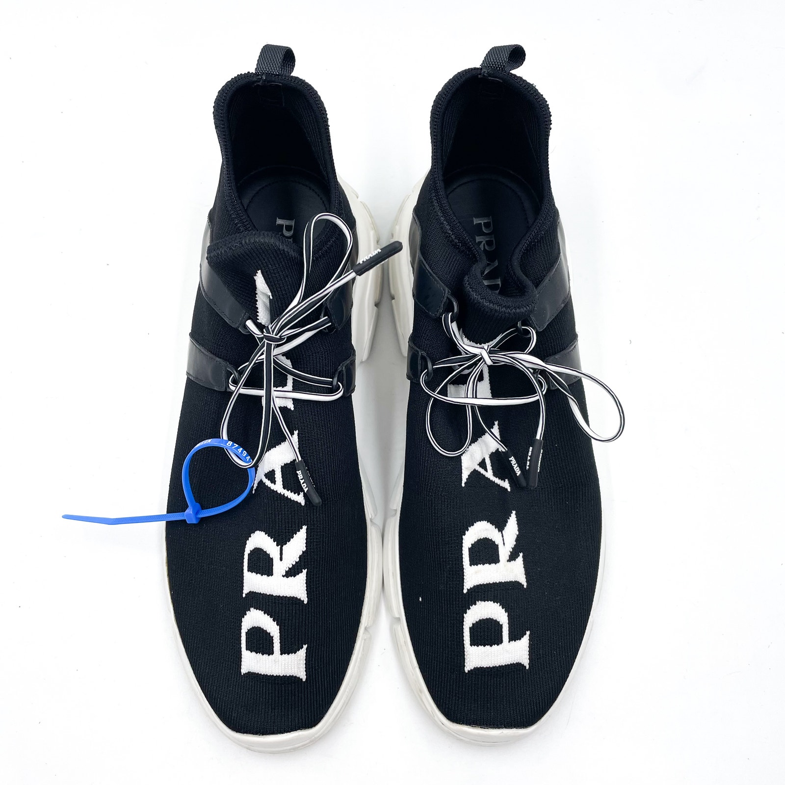 PRADA★素敵！FABRIC KNIT LOGO LACE UP SNEAKERS Prada Logo Knit Sneakers Black White Low Top Lace Up Sz 8.5