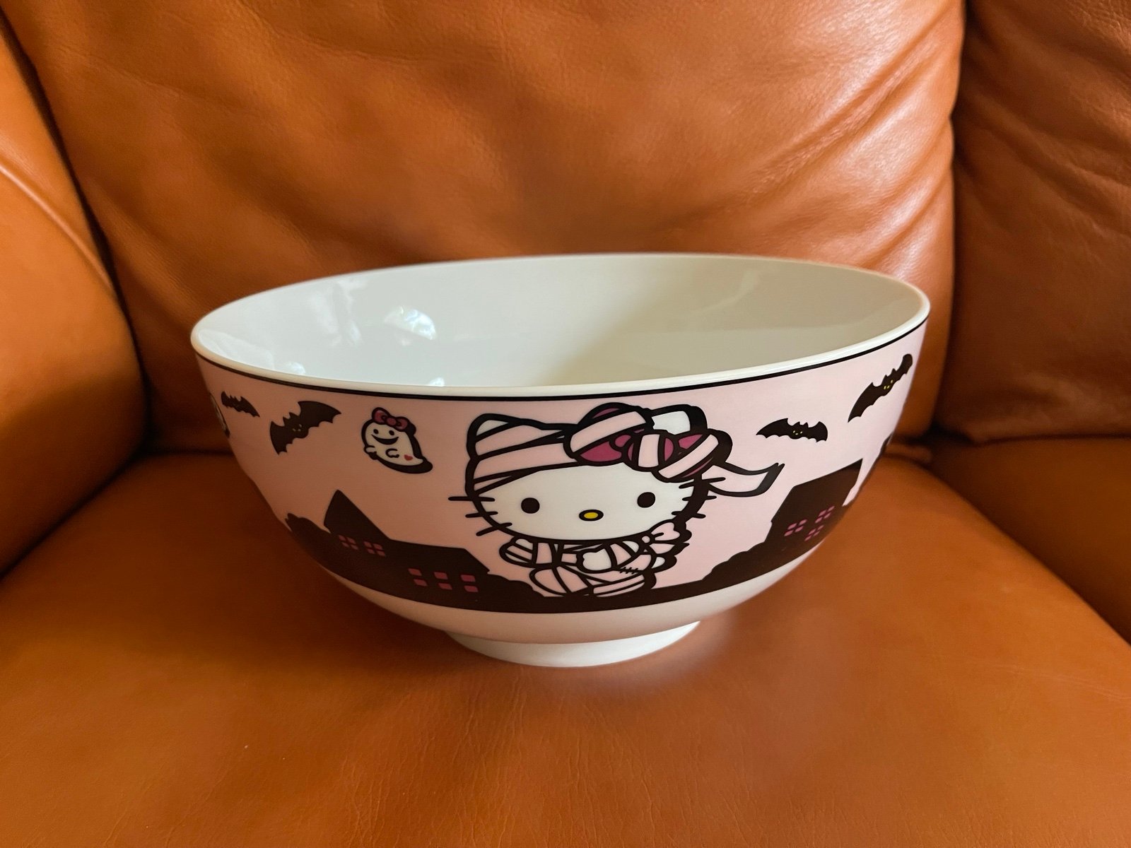HELLO KITTY Mummy And Friends Mixing Bowl