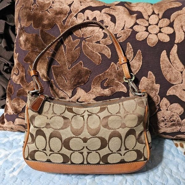 2005 Vintage y2k Coach Demi Shoulder Bag in Signature Monogram Purse