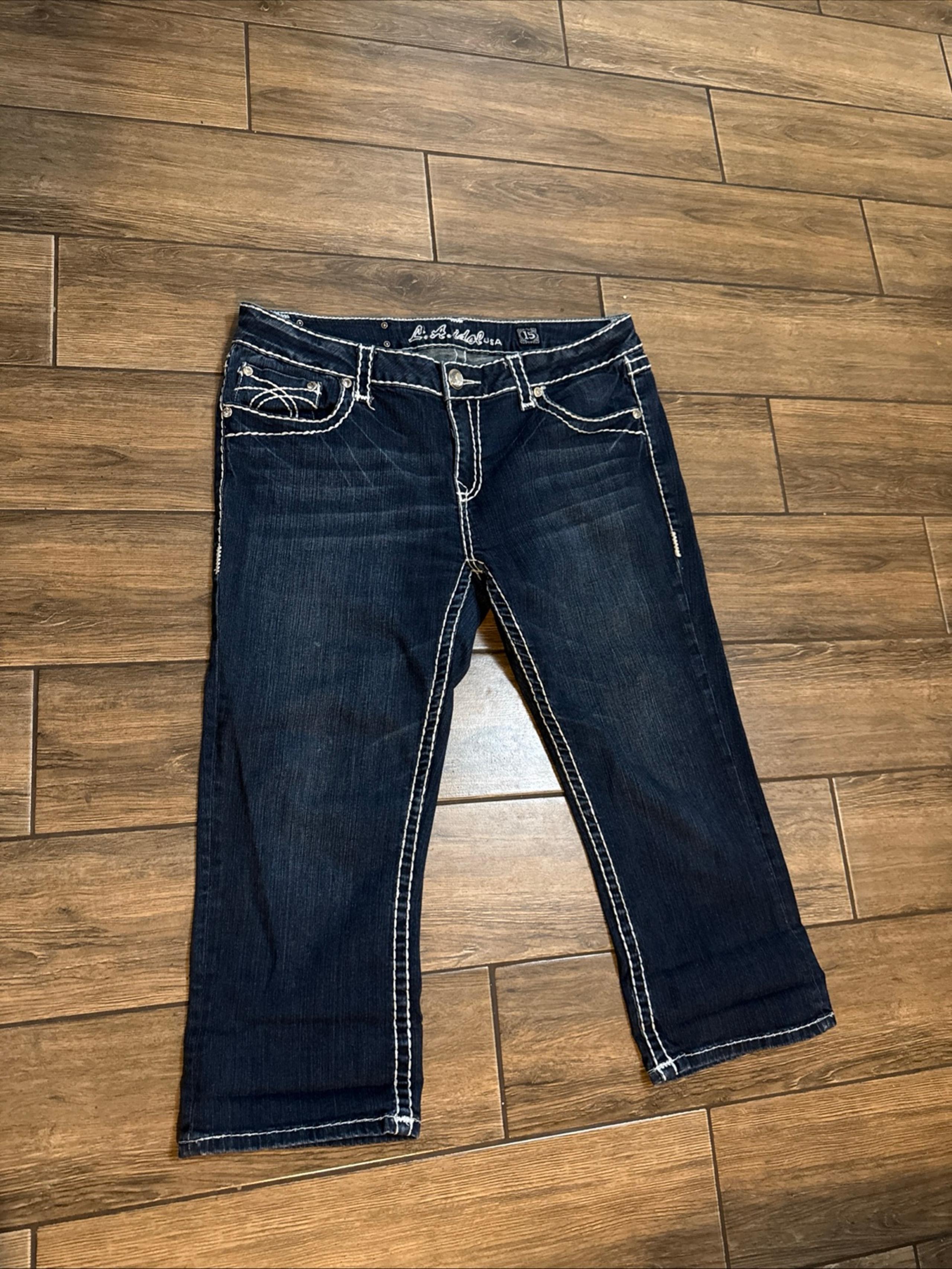 LA Idol Jeans Womens 15 Blue Capri Regular Fit Dark Wash Rhinestones Ladies
