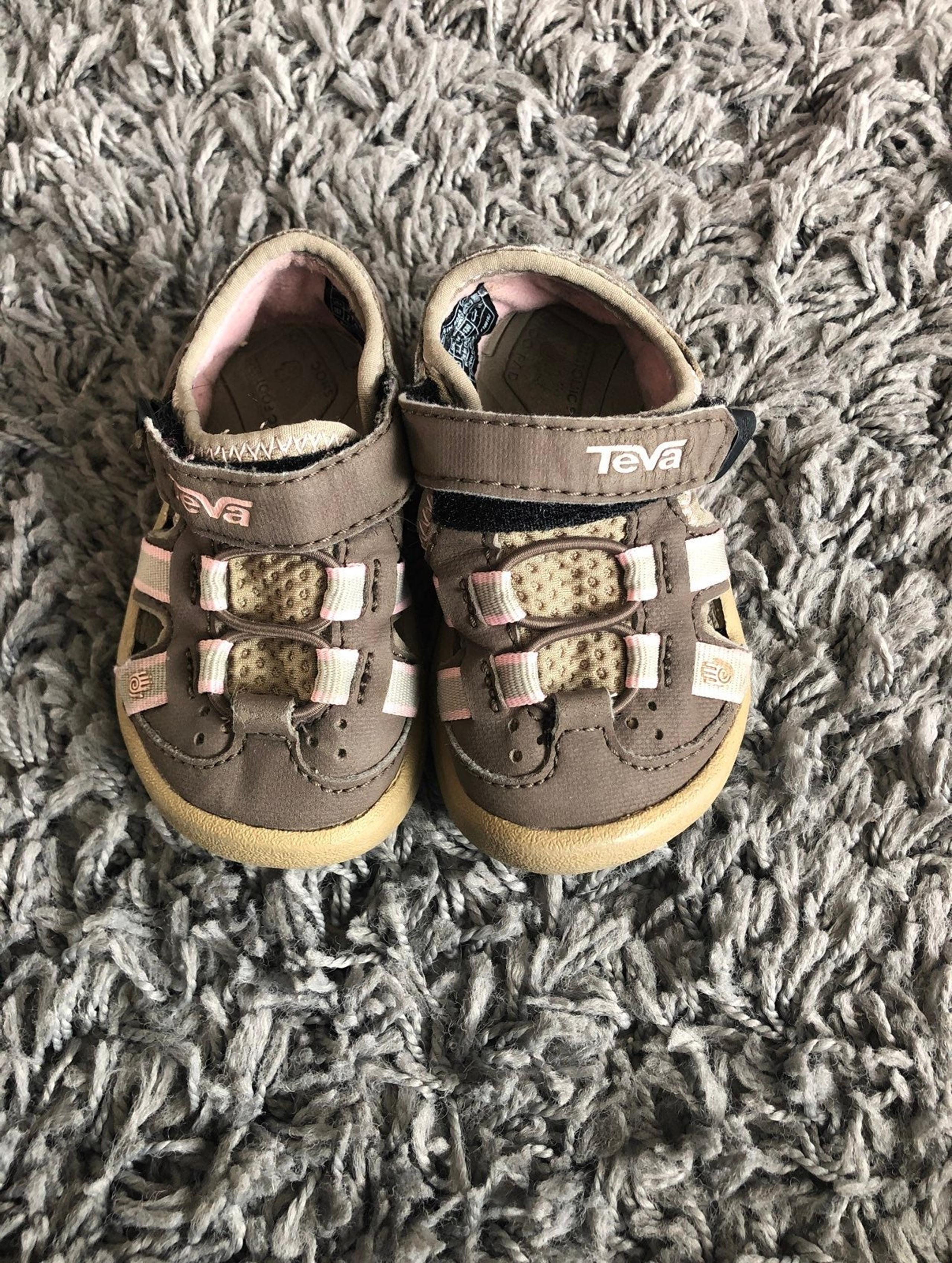 teva toddlers sandals