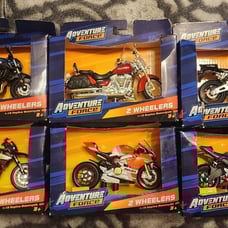 6 Adventure force 1:18 scale motorcycles
