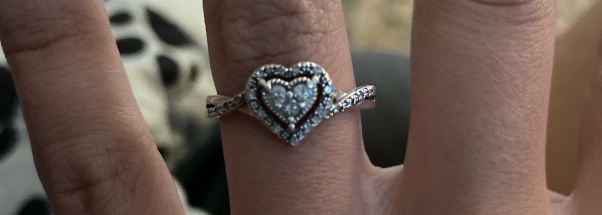 Ring heart shaped