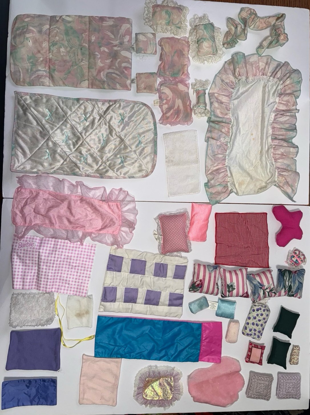 Vintage Barbie and other bundle of bedding accessories 41 pieces