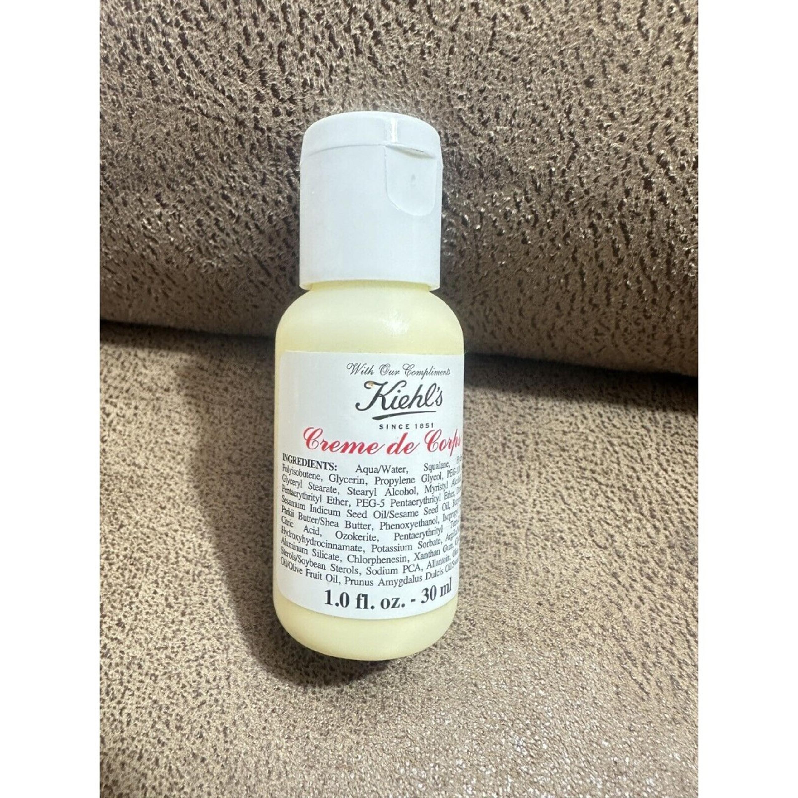 Kiehl’s Crème de Corps Body Lotion with Cocoa Butter Deluxe Sample 1 oz