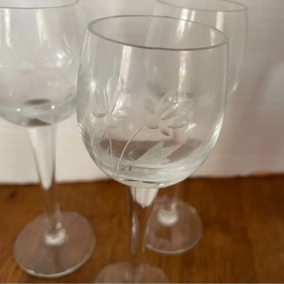 Vintage Floral Etched (6 Inch,2oz) Cordial Liquor Stemmed Wine Glasses Set Of 5