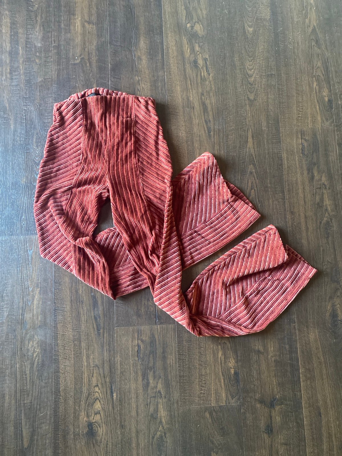 free people slim pull-on 34” women’s XS velvet flare burnt orange elastic pants