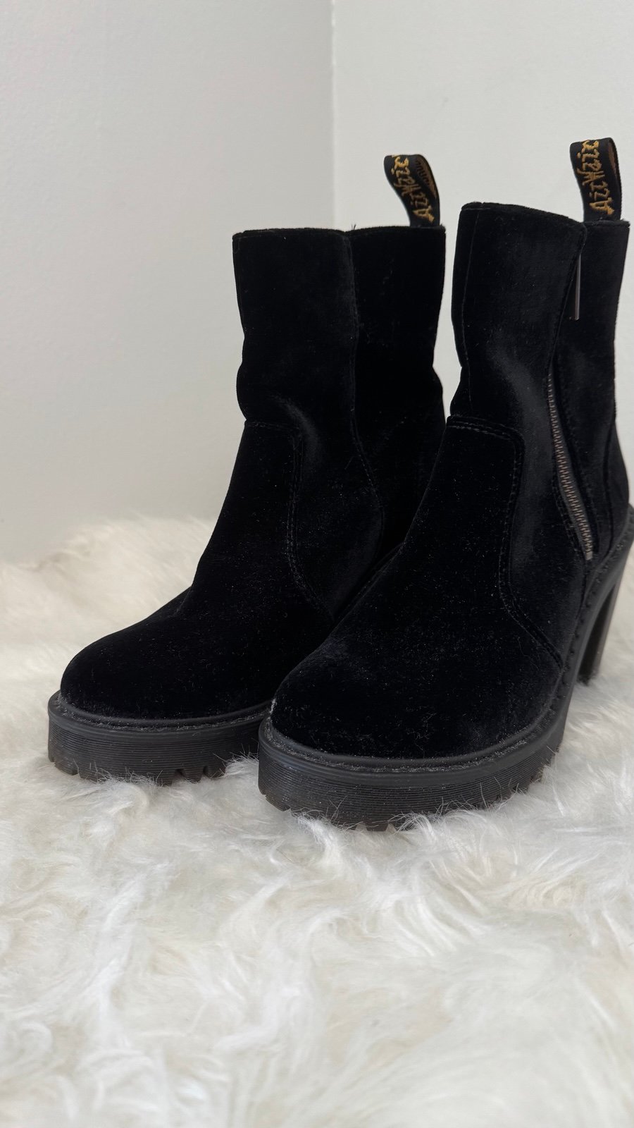 Dr Martens velvet boots 7