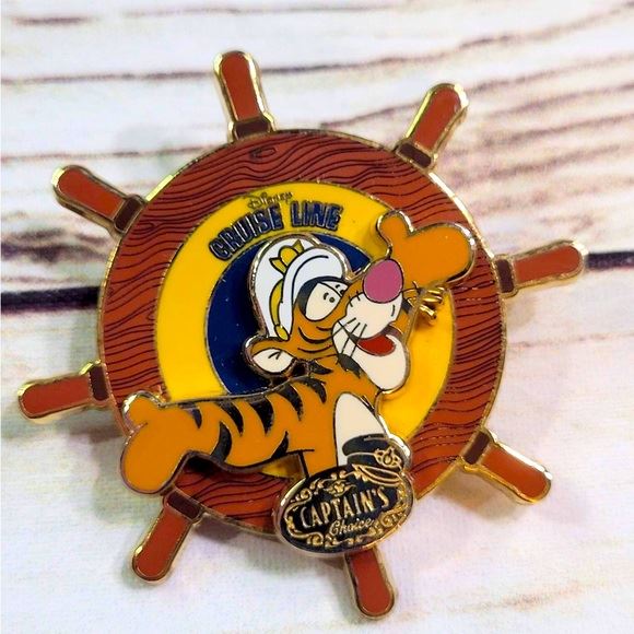 Disney pin Tigger Cruise Line ships wheel LE