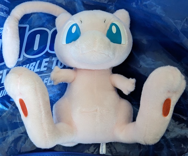 Mew TOMY TTO Plush Banpresto Lucario Movie Pokemon