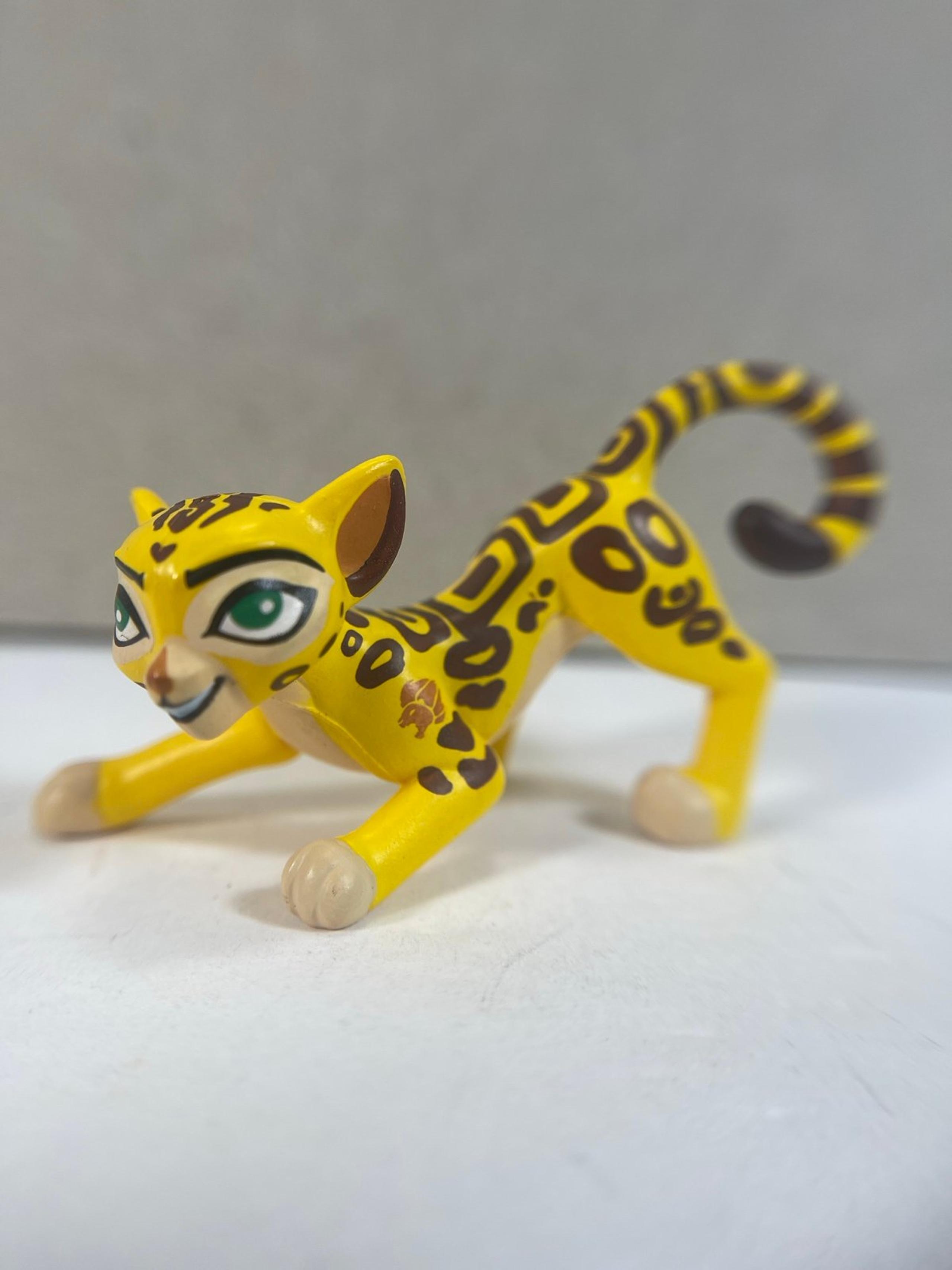 Disney The Lion Guard Battle Fuli Collectible Mini Figure 2016 Just Play