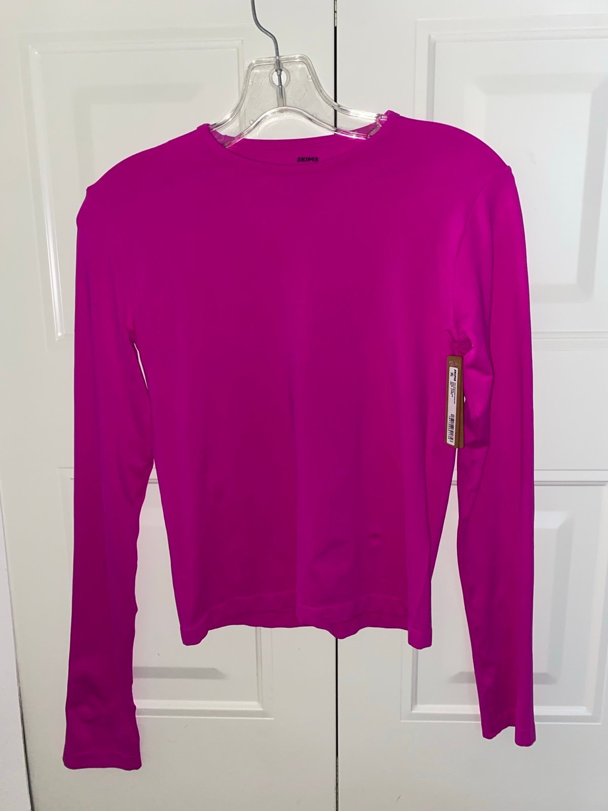 SKIMS Soft Smoothing Seamless long sleeve