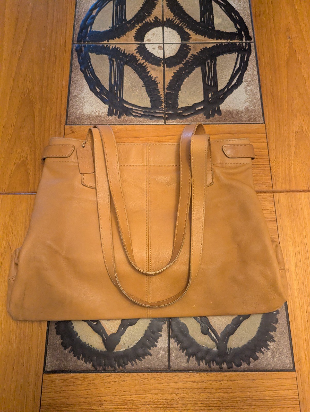 Rare vintage Coach Columbus tote