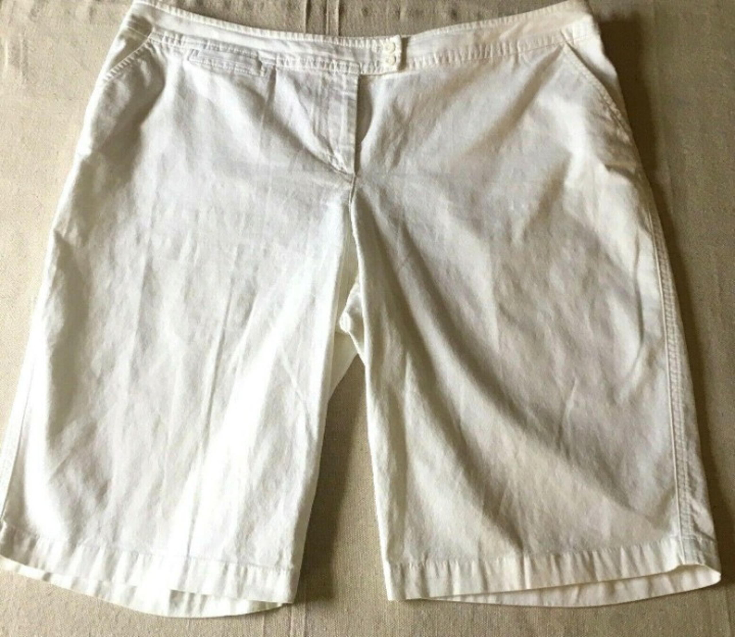 J Jill Shorts Womens 18P Petite 40 x 12 Ivory Off White Bermuda Cotton Stretch