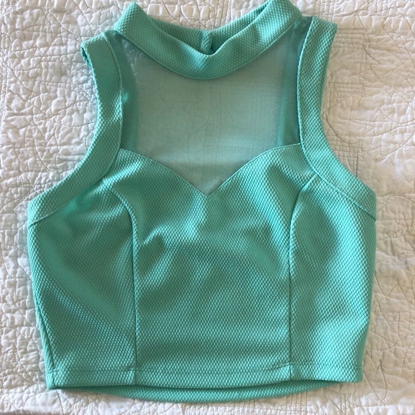 Crop tops BUNDLE of 4