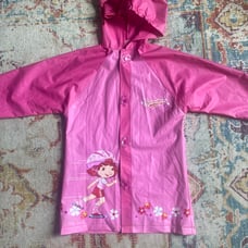 SUPER RARE vintage 2006 strawberry shortcake kids raincoat