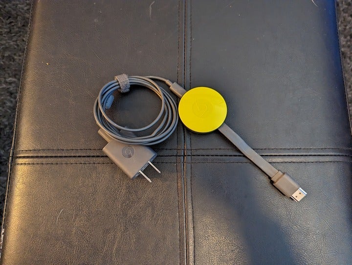 Google Chromecast 2nd イエロー 米国版