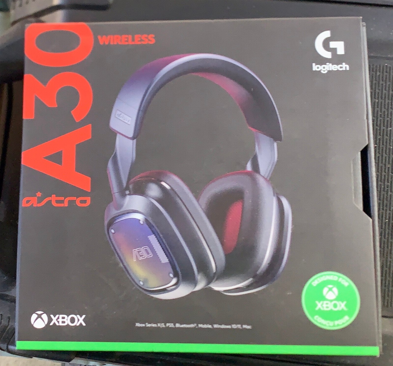 Logitech Astro A30 wireless gaming headband headphones• Bluetooth wireless•BNWT