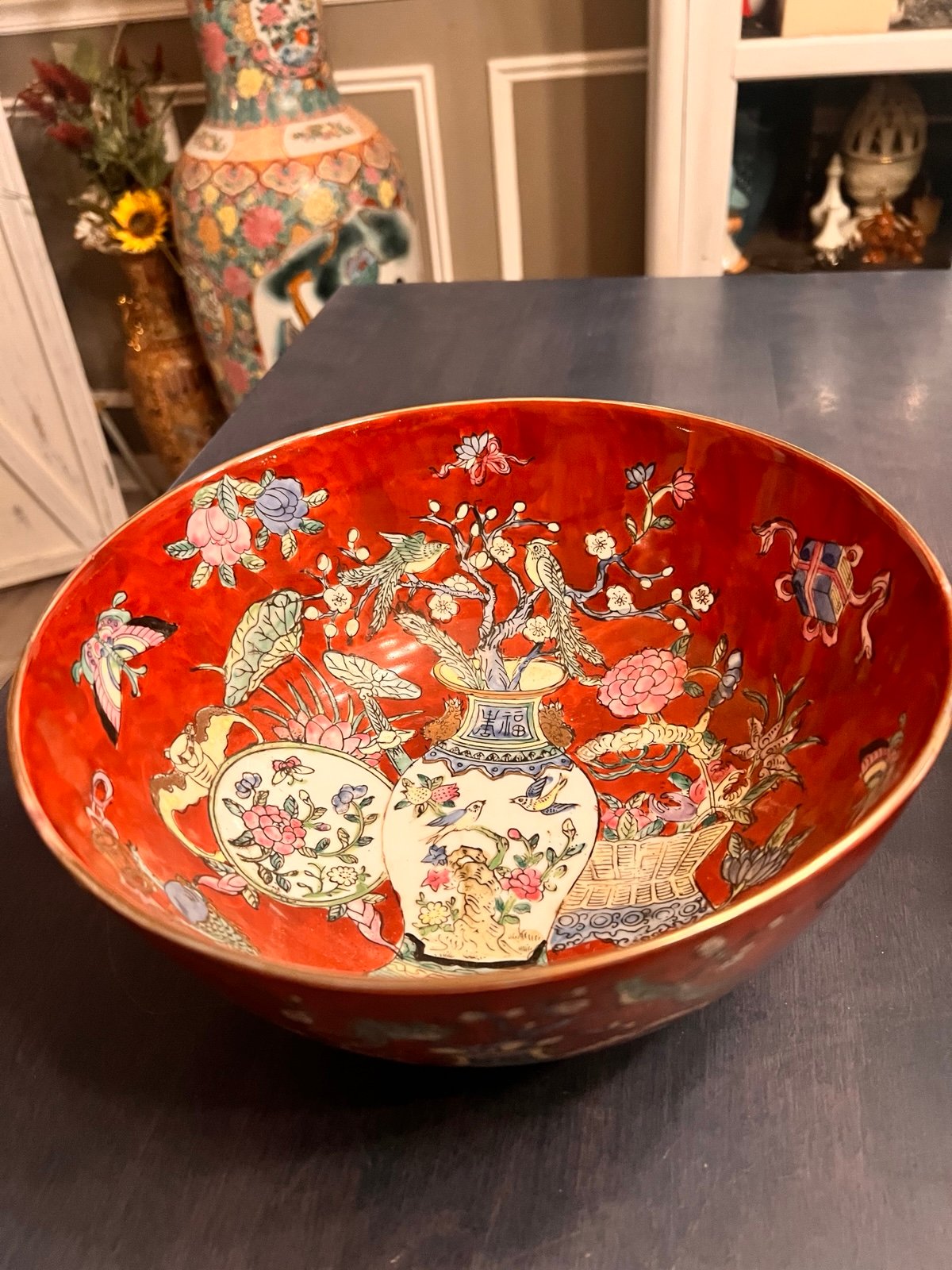 Antique Chinese Red Famille Rose Flower Precious Objects Porcelain Bowl Marked