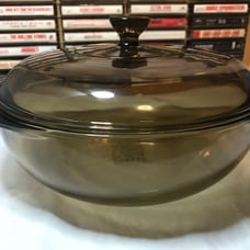 Vintage Pyrex Amber/Smoke Covered 2 Qt Corning Casserole Dish 024 w LID
