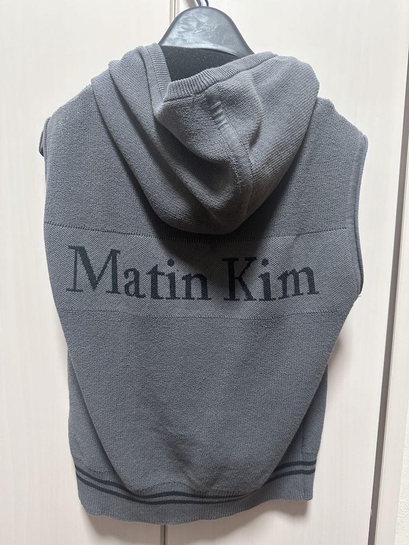 MATIN KIM HOODY POINT LOGO KNIT VEST