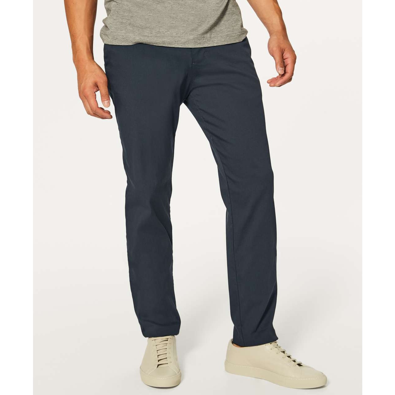 Lululemon Commission Pant Chinos Classic Fit In A Deep Gray Size 34