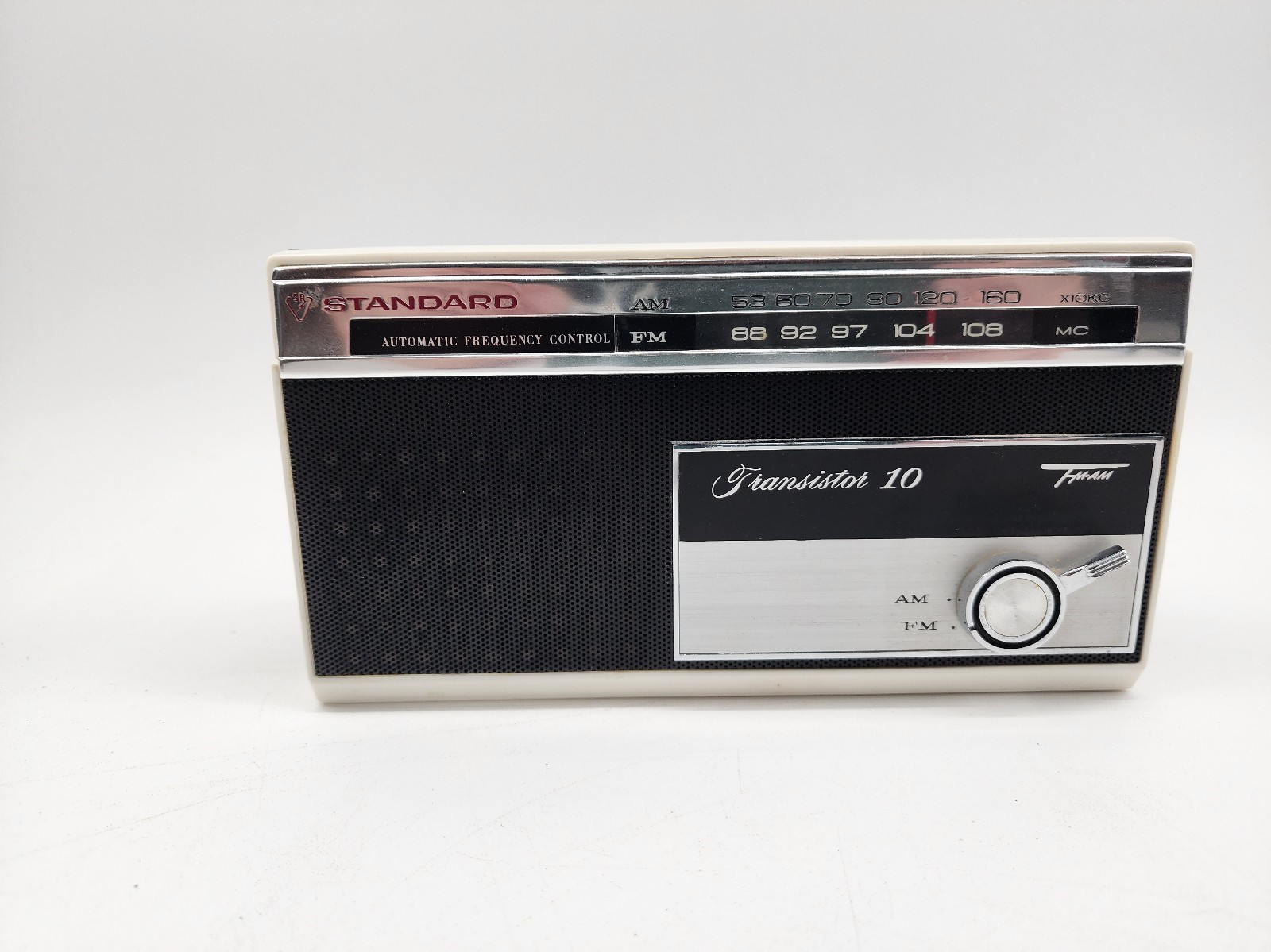Vintage Standard Transistor 10 Radio SR-J716F