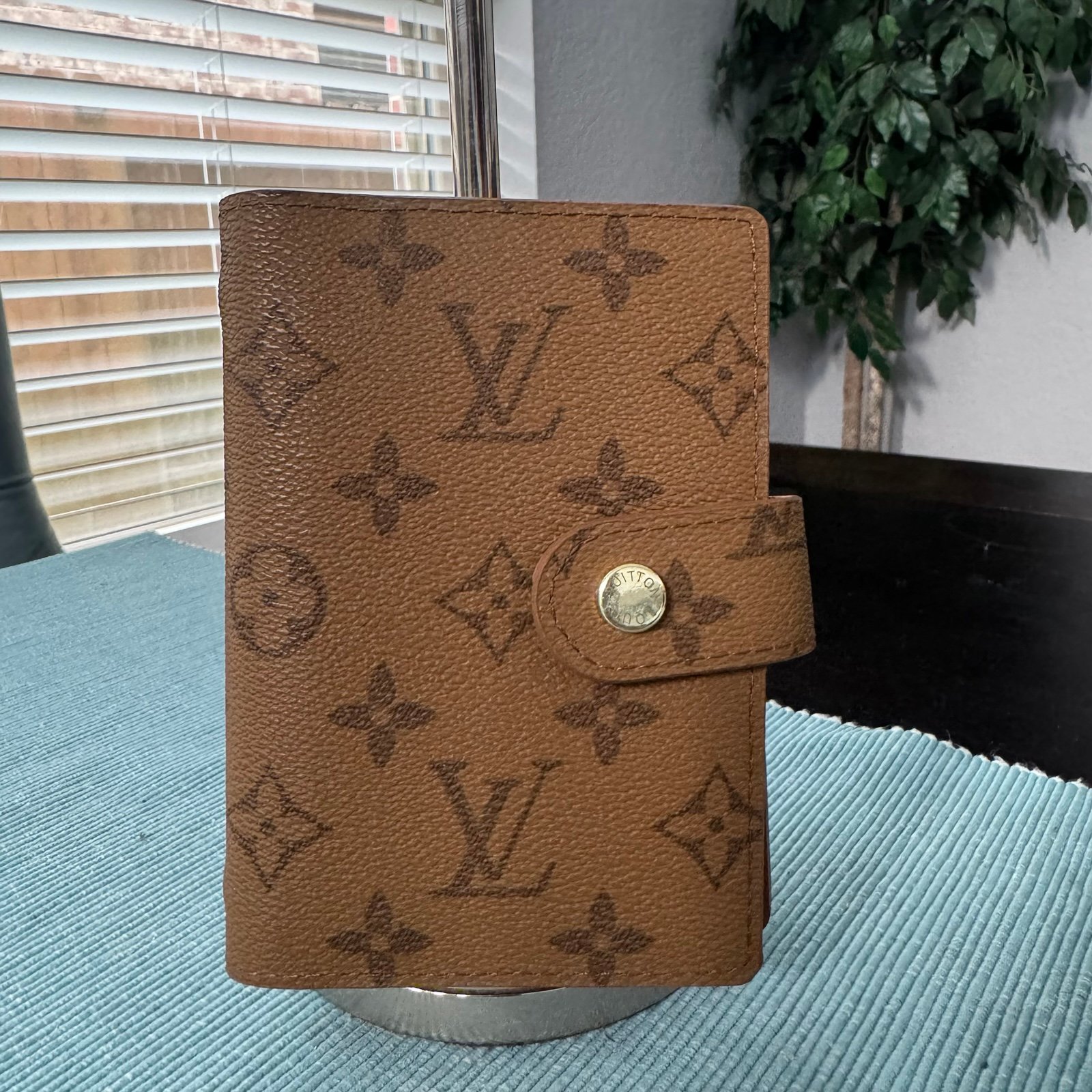Louis Vuitton Address Book Credit Card Holder Brown Monogram Leather 6 Ring