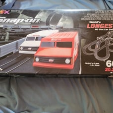 Snap on HD slot car set
