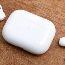 Apple airpod pros