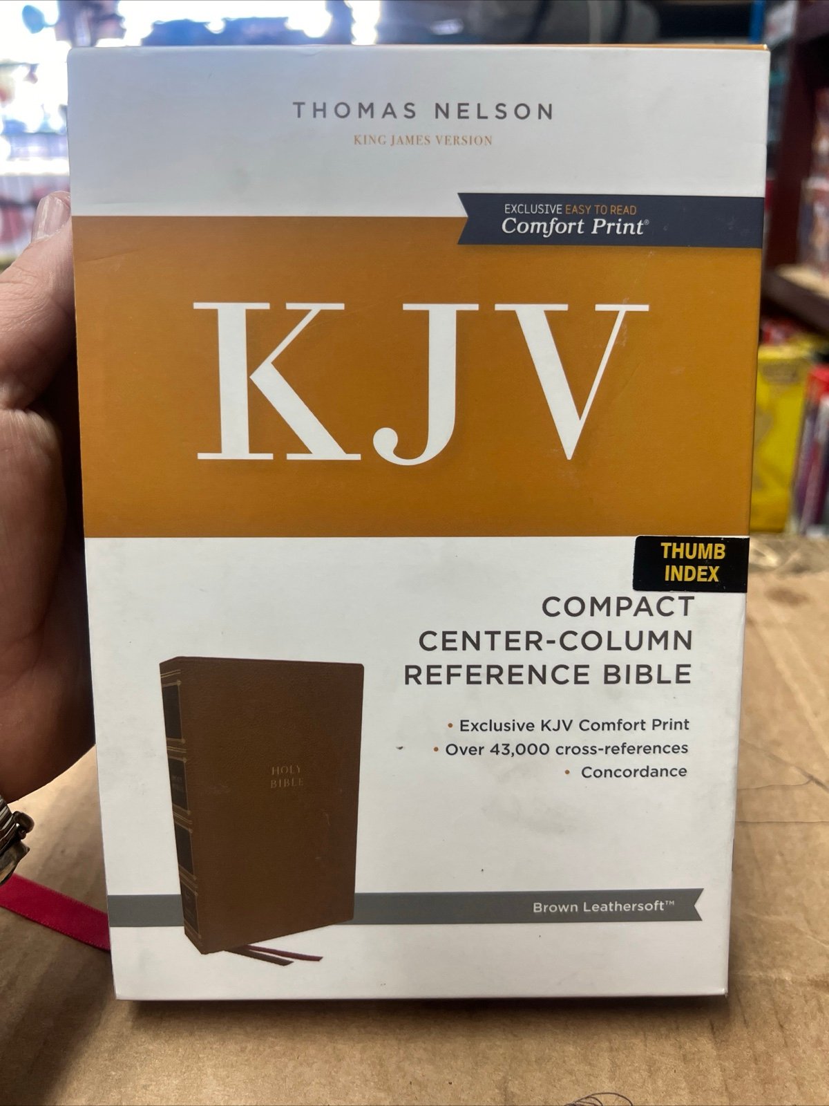 KJV Holy Bible - Compact Bible with 43,000 Center-Column Cross References, Brown Il6DDbjXH