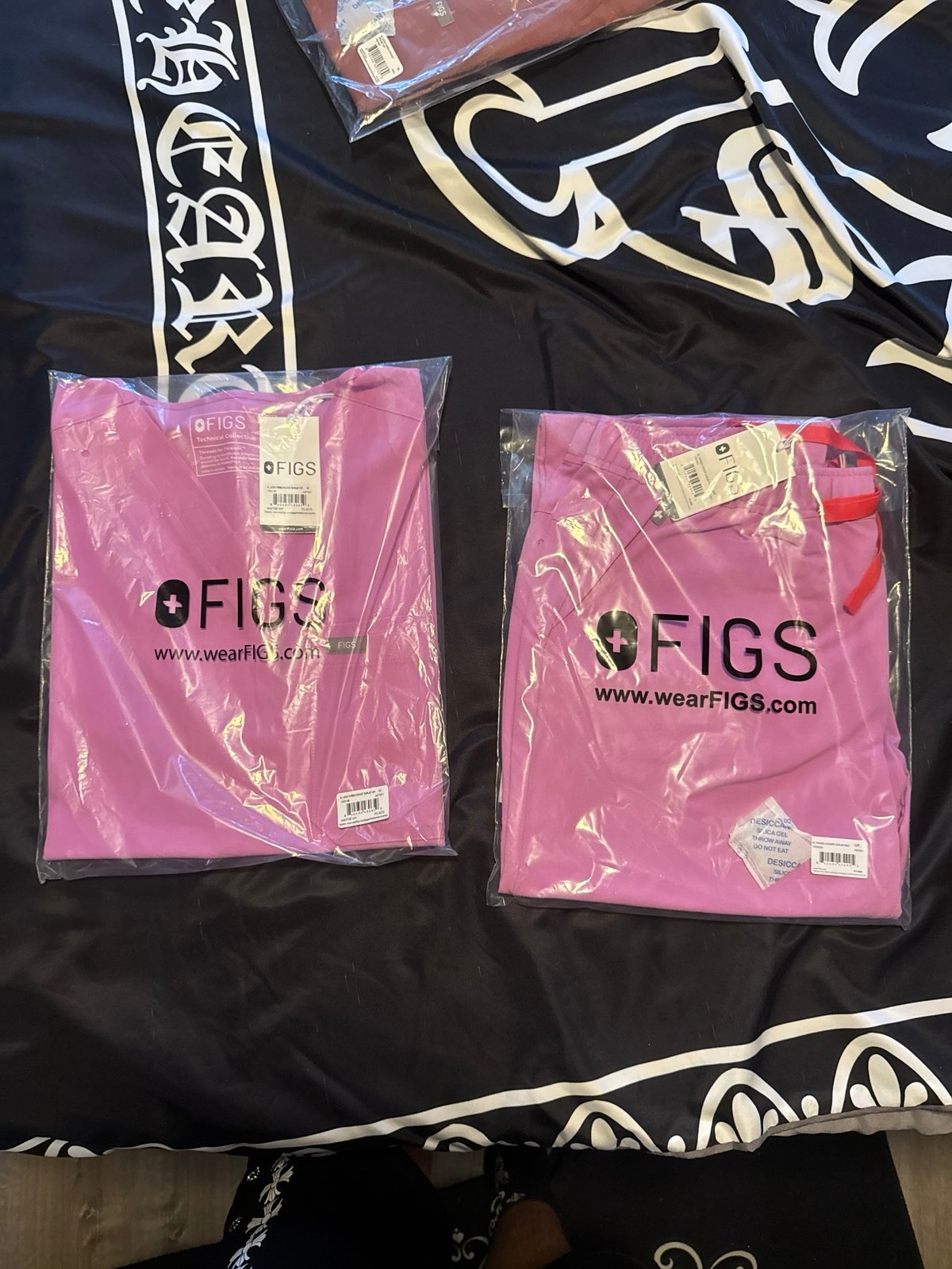 Figs The Set Pink Cloud Leon- M