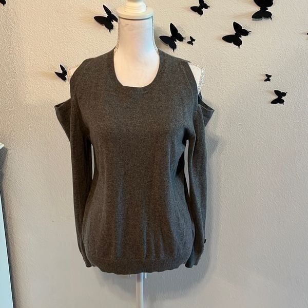 Lauren Ralph Lauren Women’s 100% Cashmere Cold Shoulder Sweater Grey M