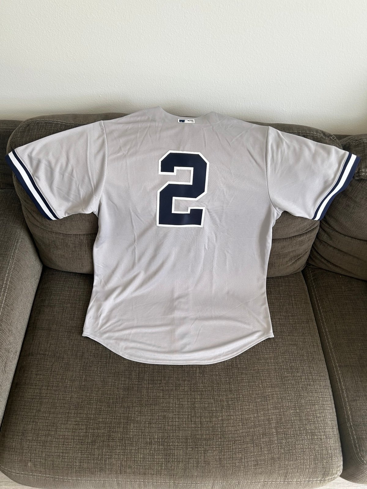 Nike Authentic New York Yankees Derek Jeter #2 Gray MLB Jersey Men’s Sz: Medium