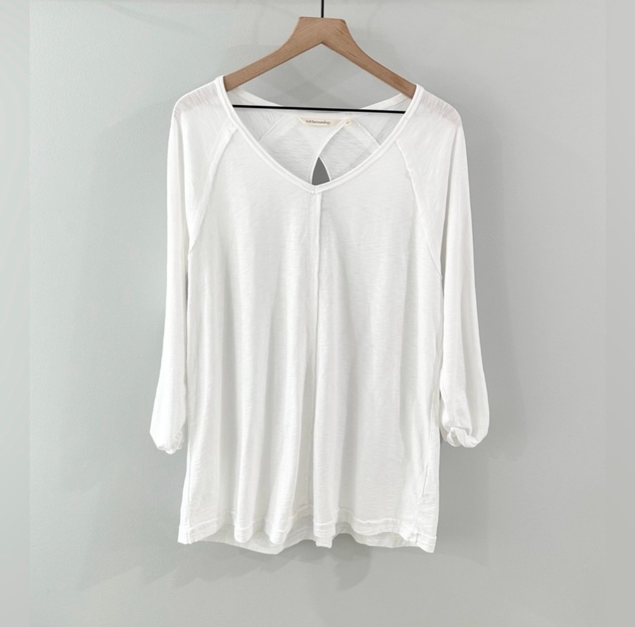 Soft Surroundings 3/4 Sleeve Back Cutout Knit Tunic White Size Large