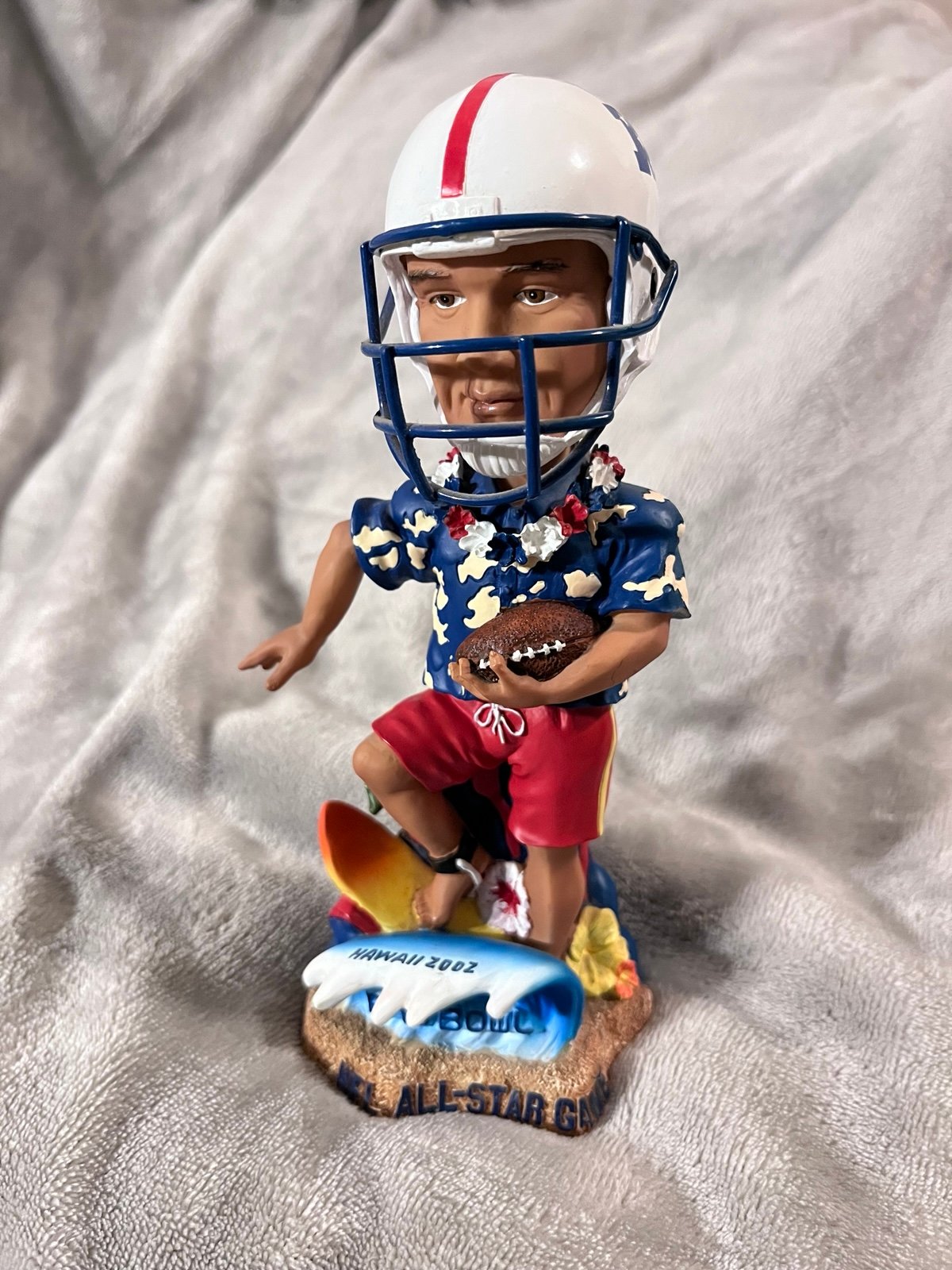 Limited Edition Surf and Turf bobblehead, 2002 NFL Pro Bowl held in Hawaii