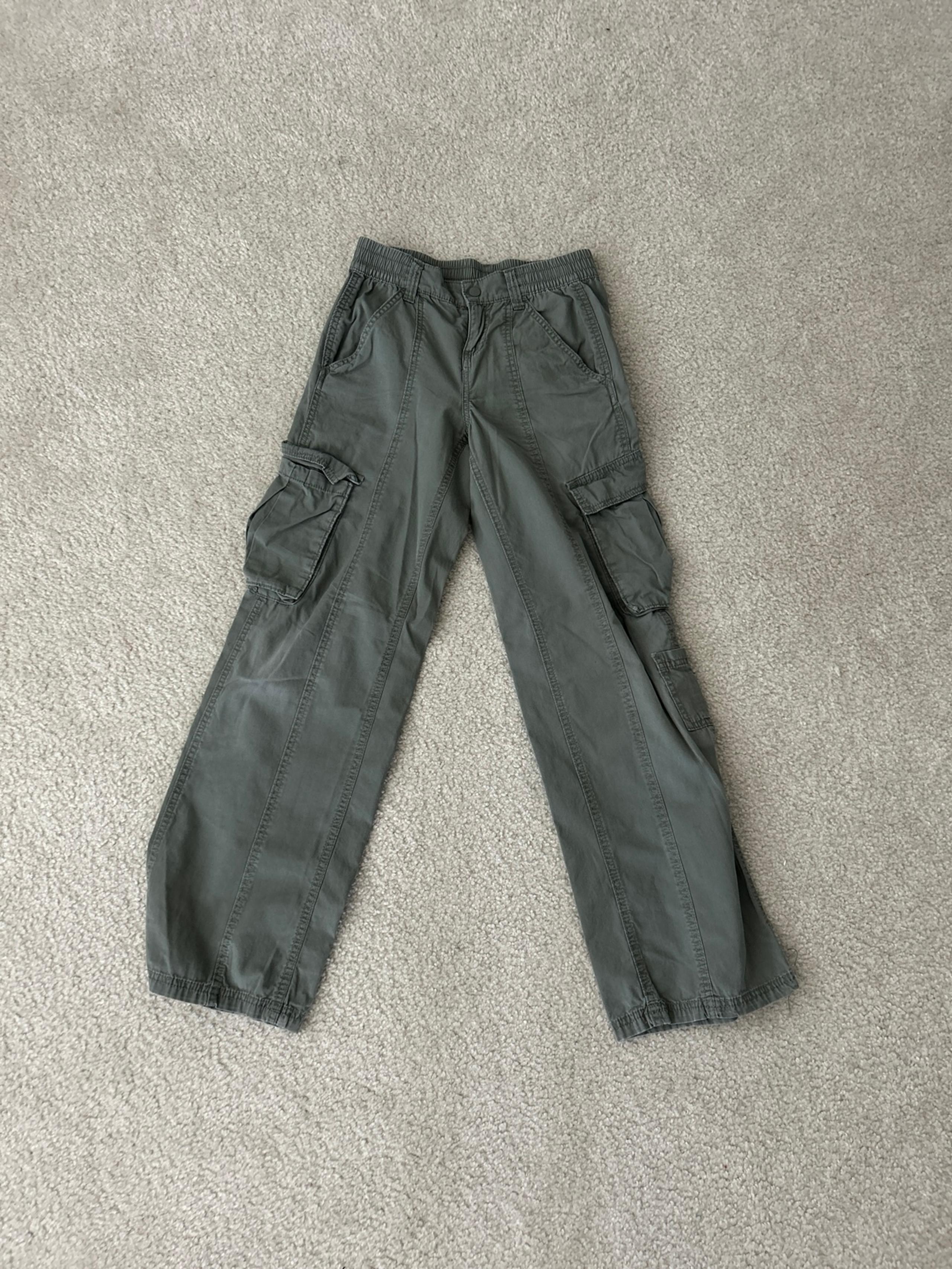 H&M Cargo pants for women