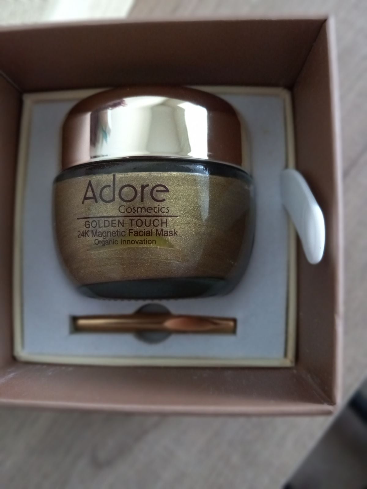 GOLDEN MAGNETIC MUD MASK