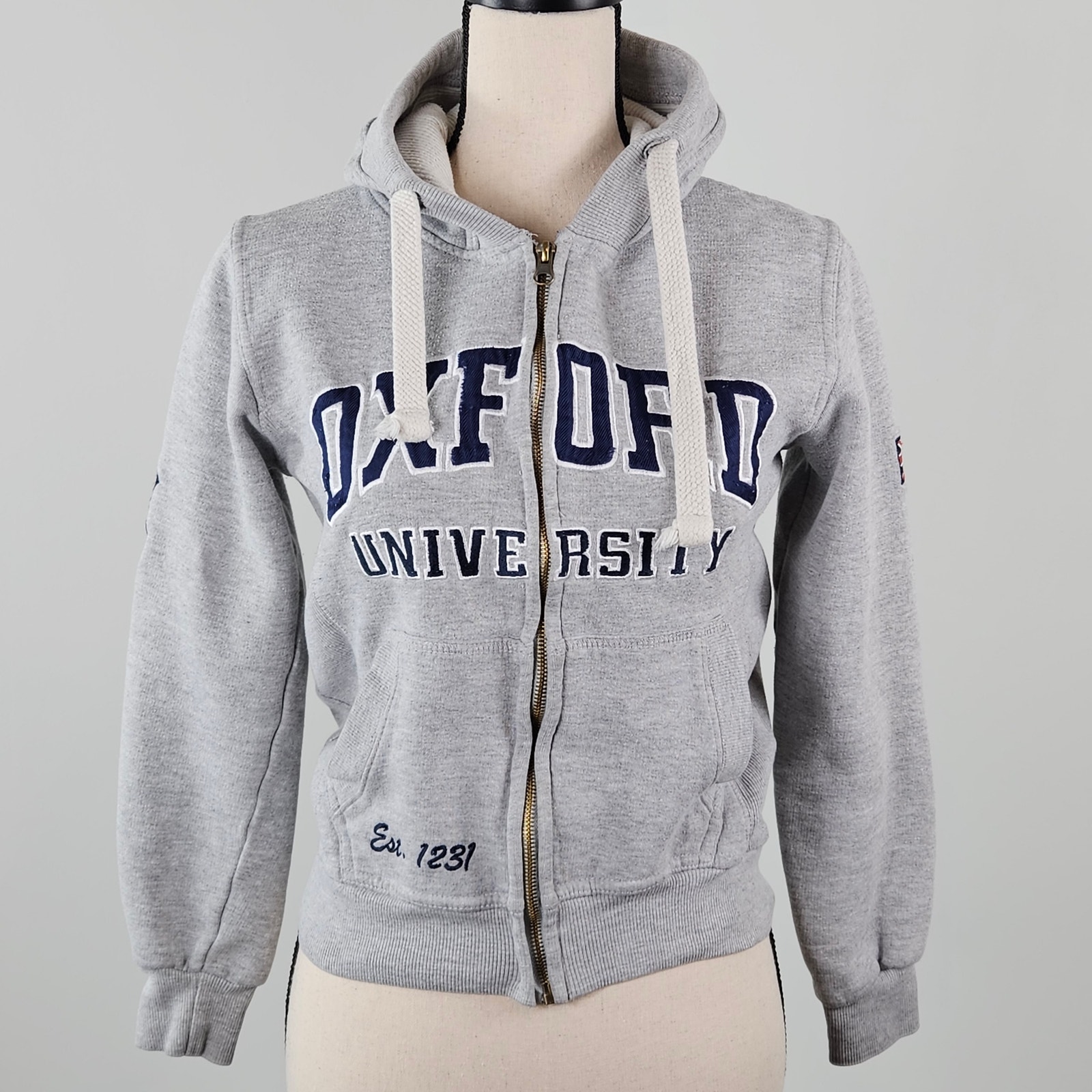 GWCC Oxford University London Zip-Up Gray Hoodie | Women's XS