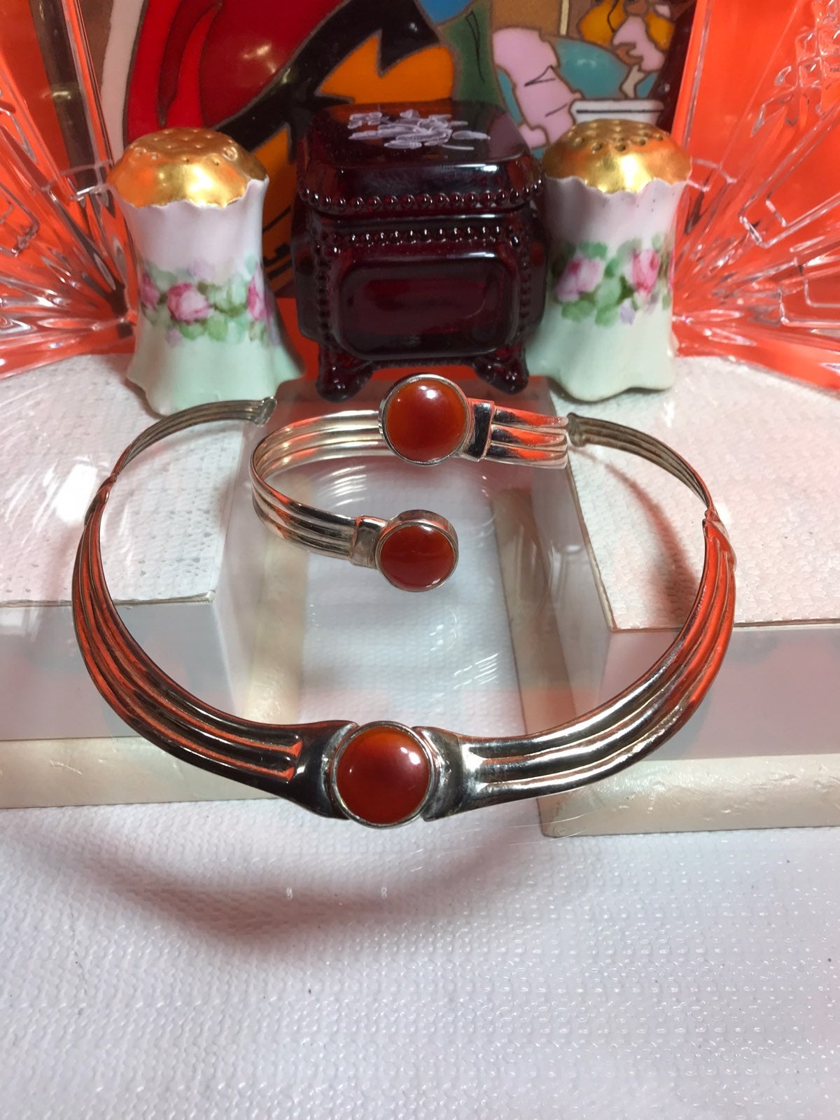Silver tone necklace and bracelet ring s