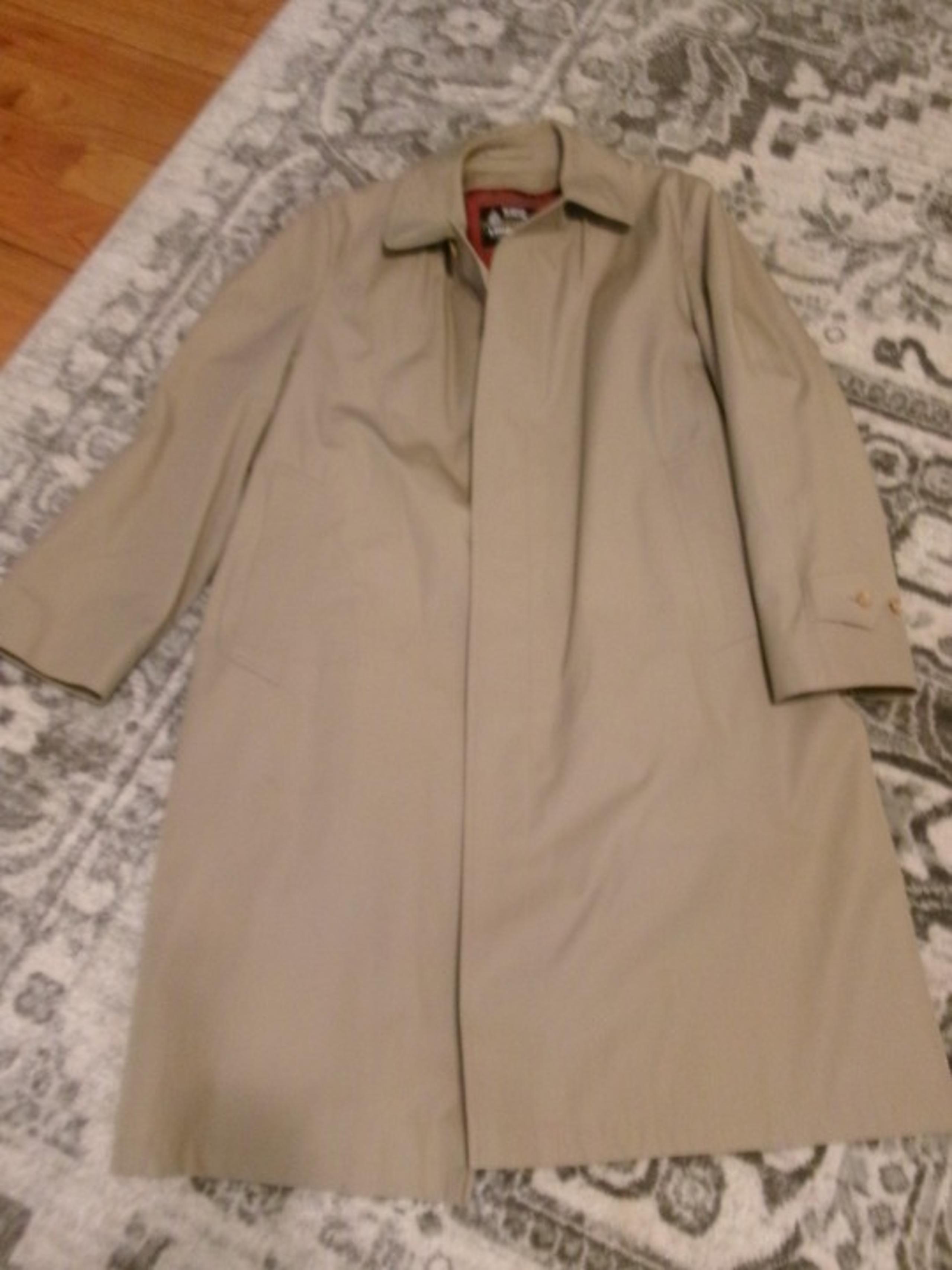 TOWNE BY LONDON FOG Men's Trench Coat Size 40 Short w/ Removable Lining EXC