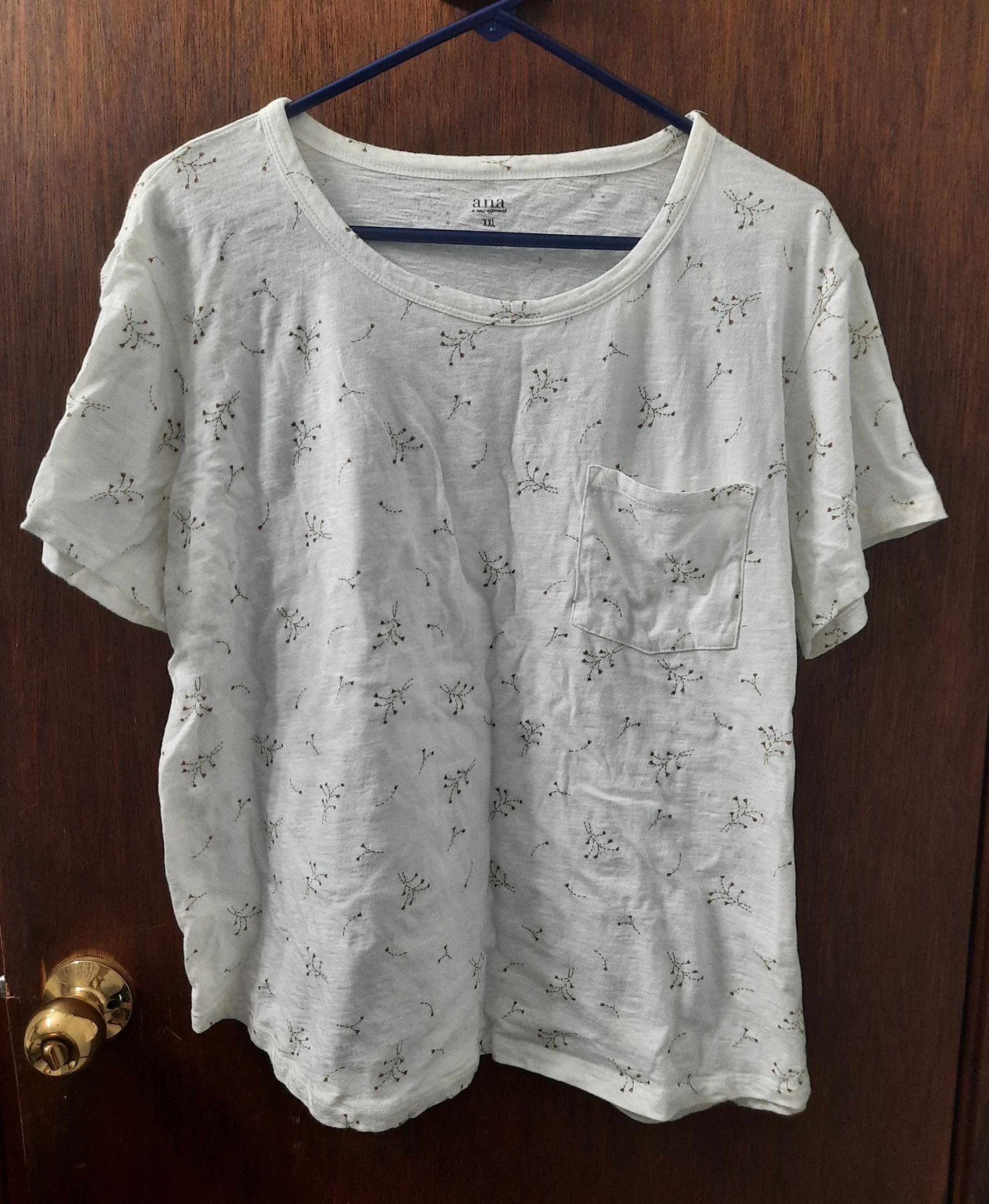 a.n.a, Women's XXL Floral T-Shirt