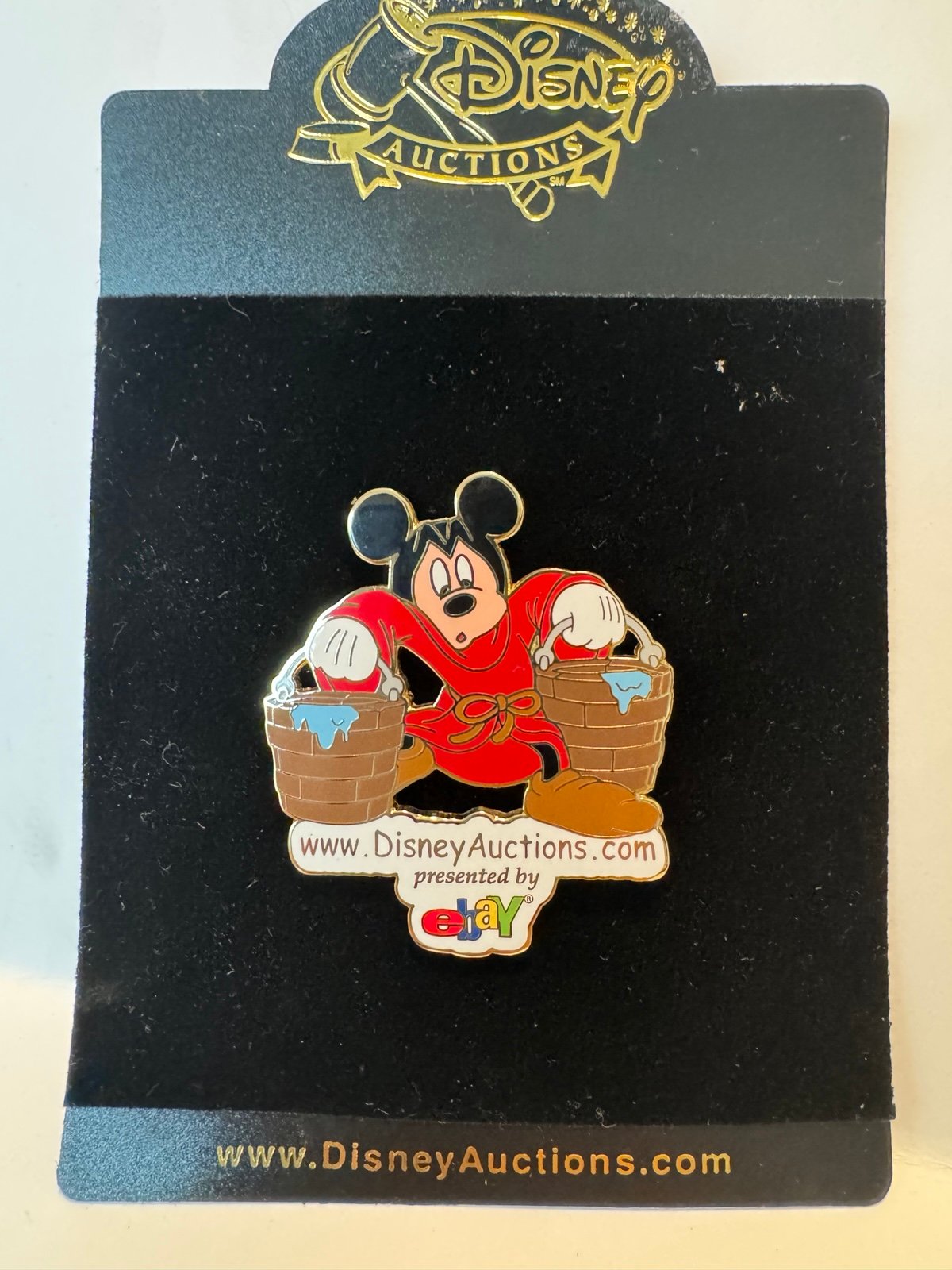 Disney Auction Exclusive Pin - Sorcerer Mickey Mouse Carrying Buckets LE 2500