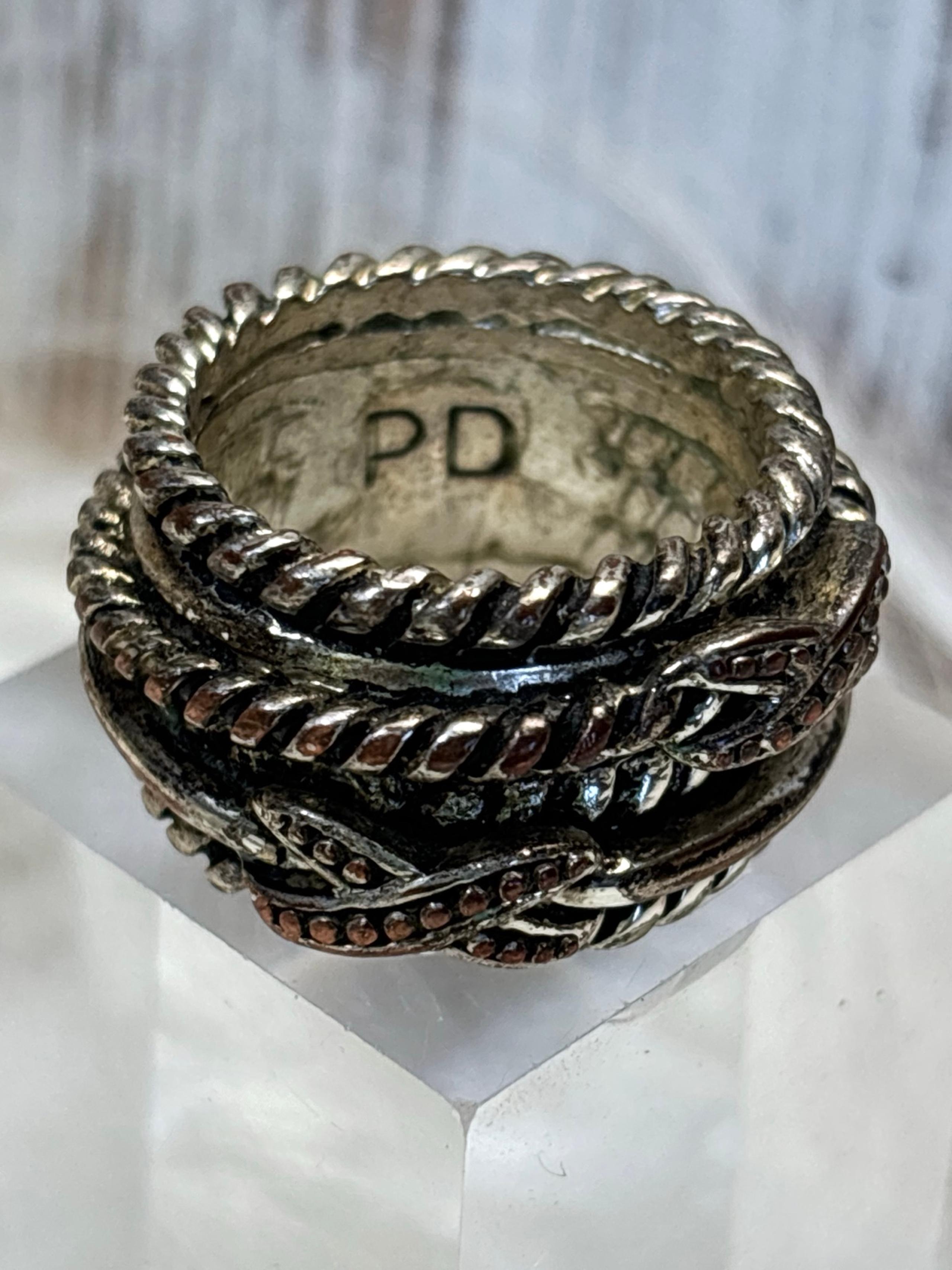 Premier Designs ring size 6 wrapped ring
