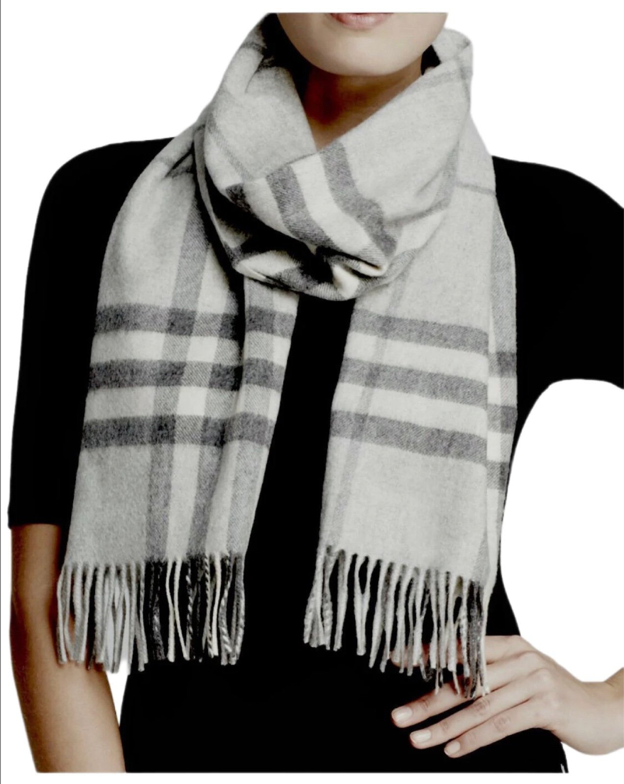 Burberry classic cashmere scarf giant check