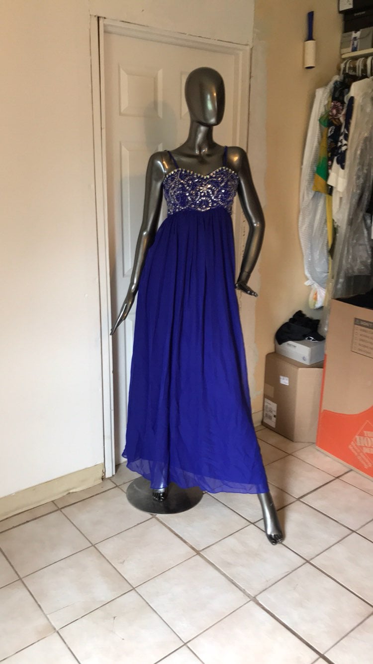 Blondi Nites Gown