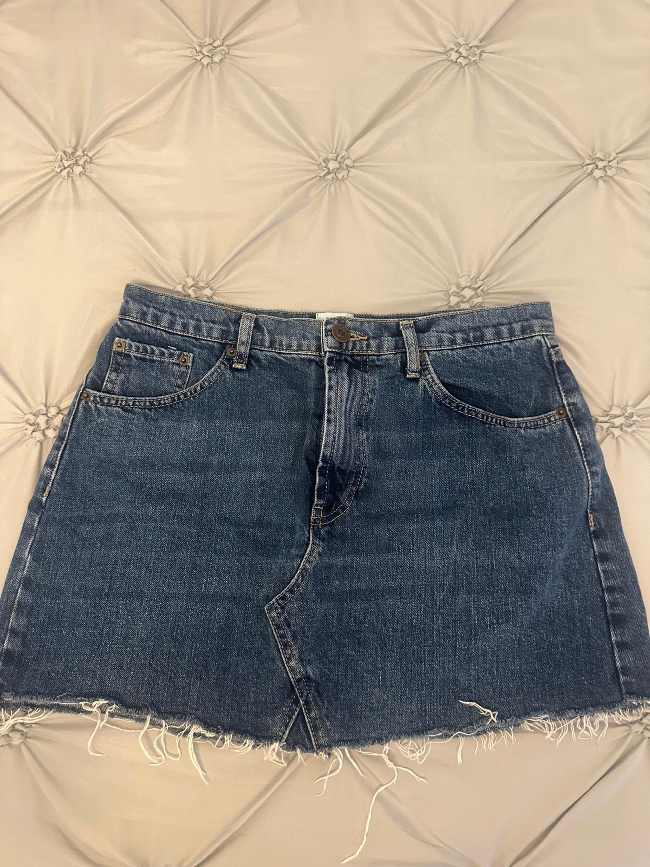 BDG NEW JEAN mini skirt sz large