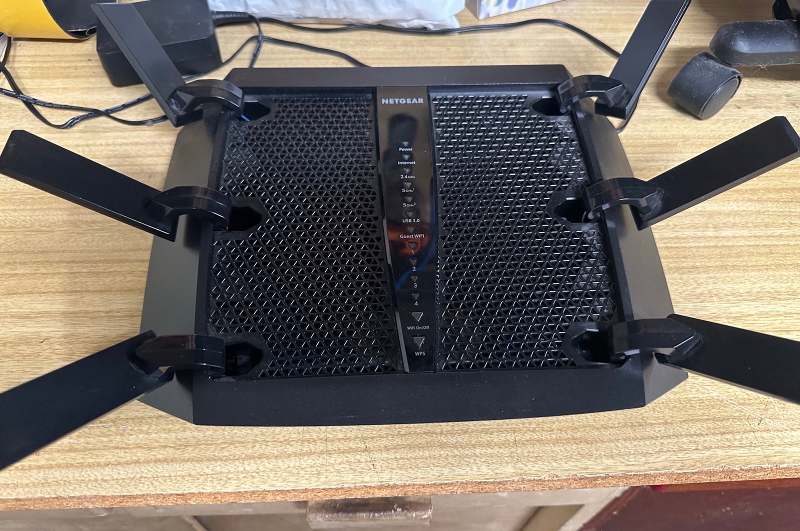 NETGEAR Nighthawk X6S Smart Wi-Fi Router