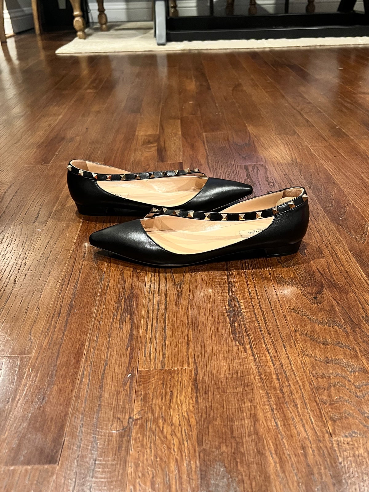 Valentino Garavani Rockstud Leather d'Orsay Flats