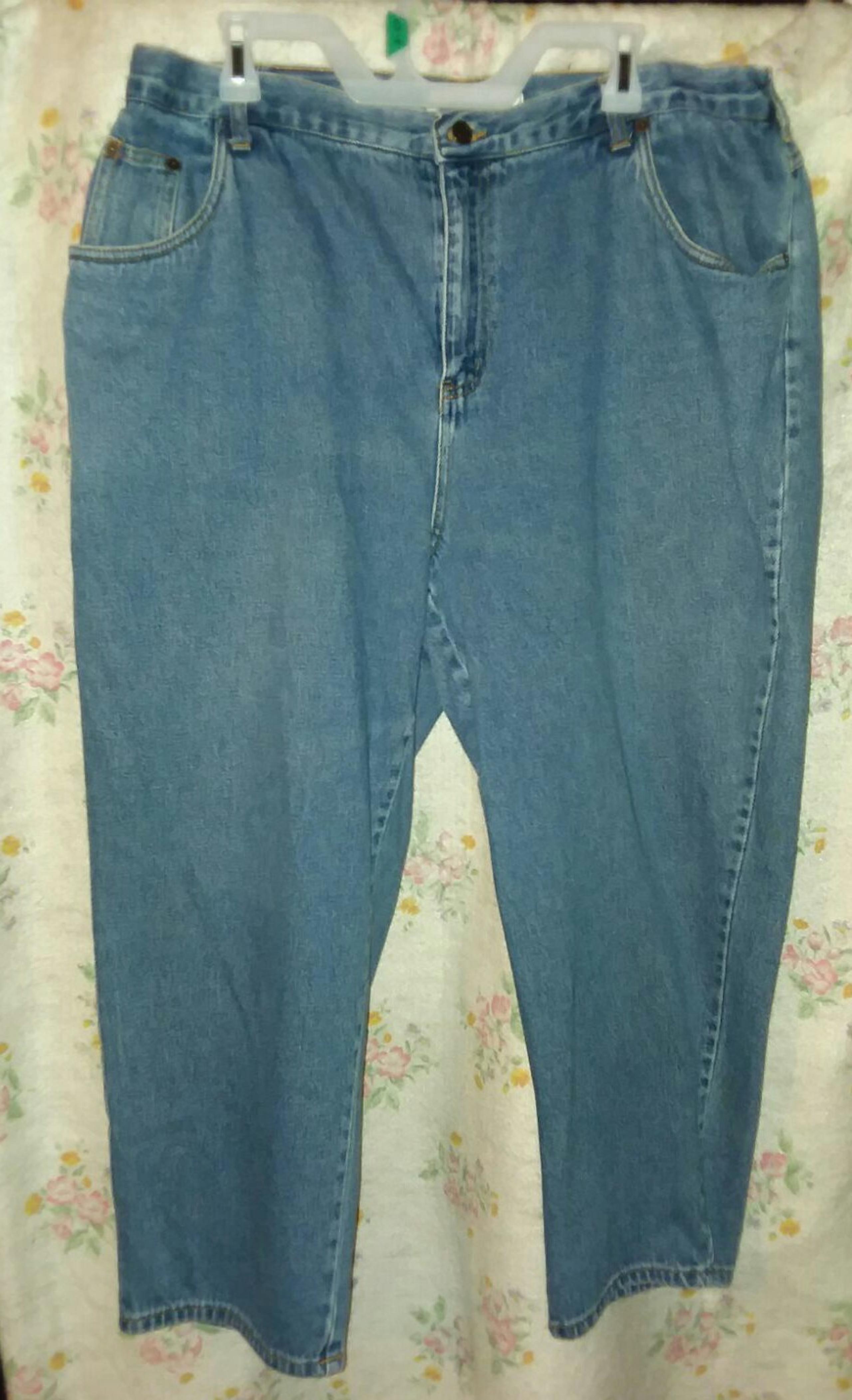 Women's size 22 denim capris